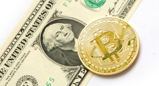 Analysts Predict That Bitcoin Can Replace Dollar As an International Currency in Future